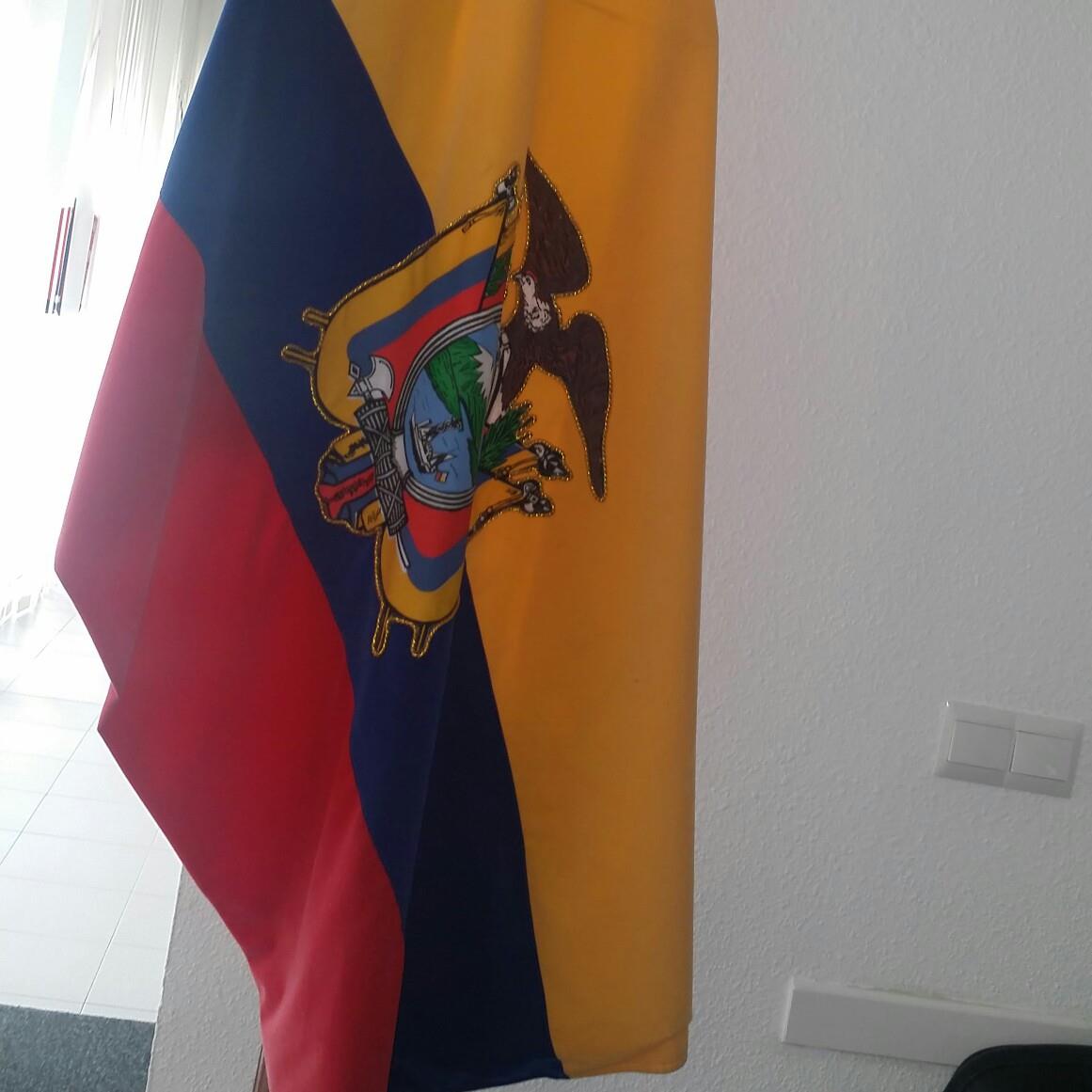 Pais Ecuador 1 Consulado en Sevilla 2